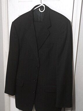 Paul Dione Men Charcoal Pinstripe 2 Piece Suit  46L